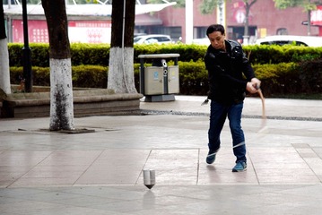 抽陀螺