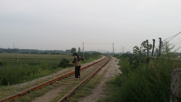 676400
