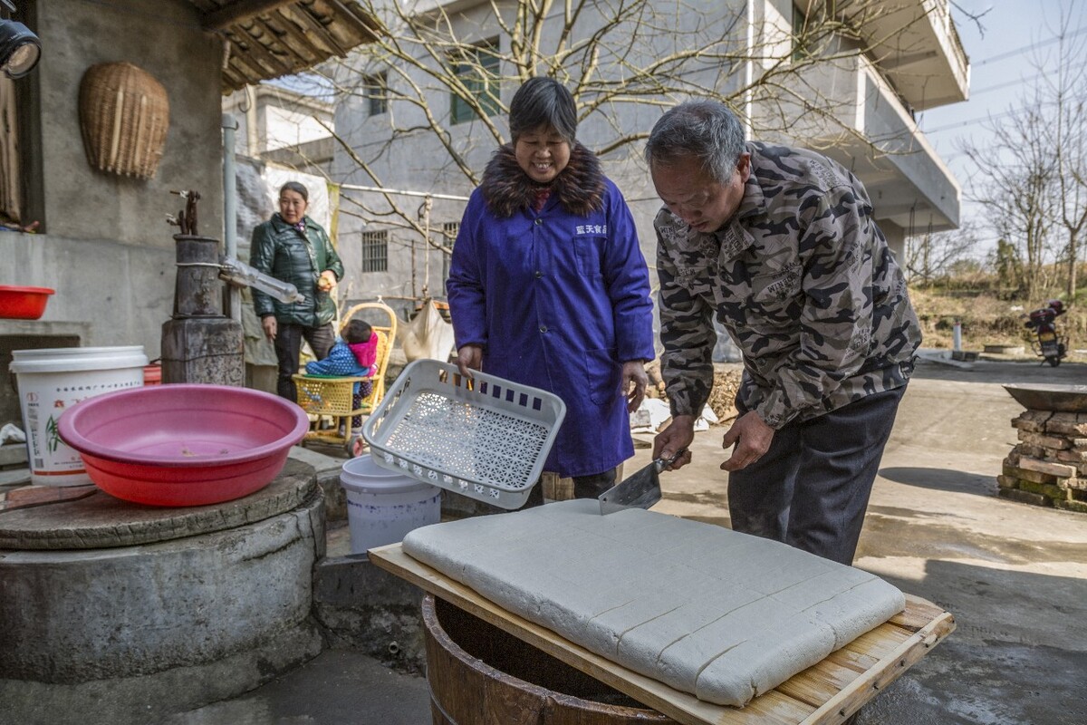 豆腐切块