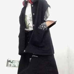 001
