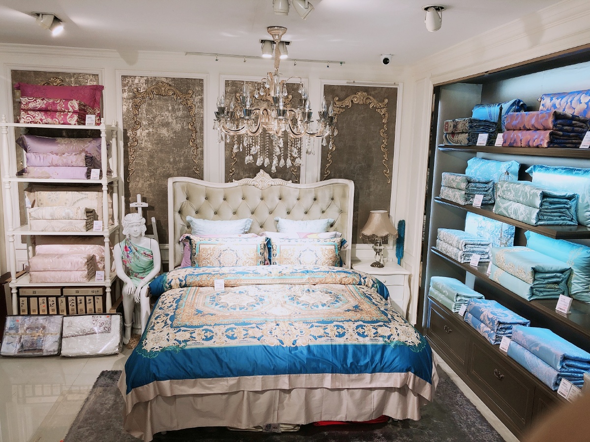 祁东黛富妮家纺新品上市陈列场景