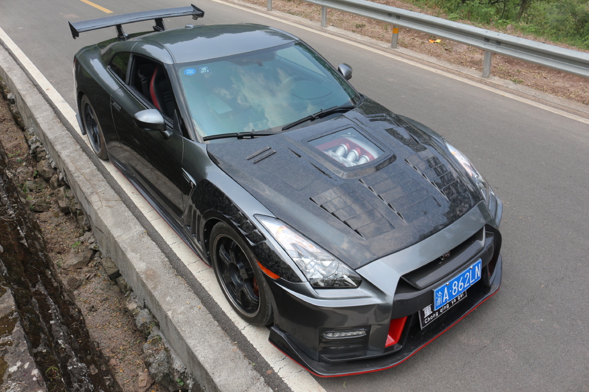 日产尼桑gtr改装新款nismo套件77透明imp机盖