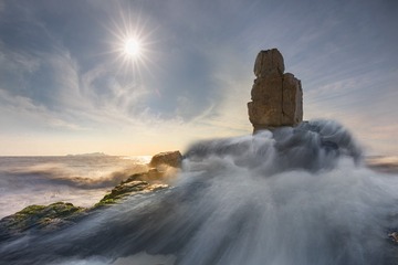 金光巨浪
