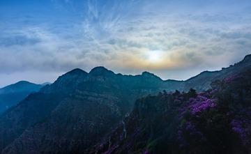日出高山云海