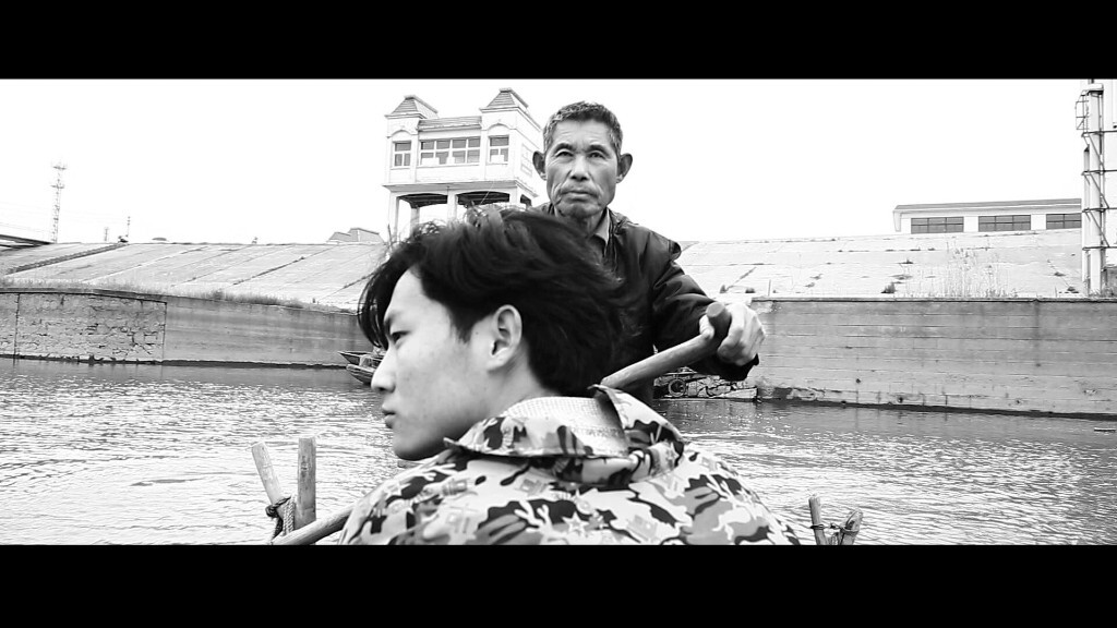情同手足 苦闷挣扎