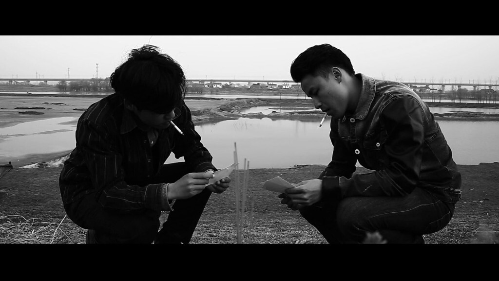 情同手足 苦闷挣扎