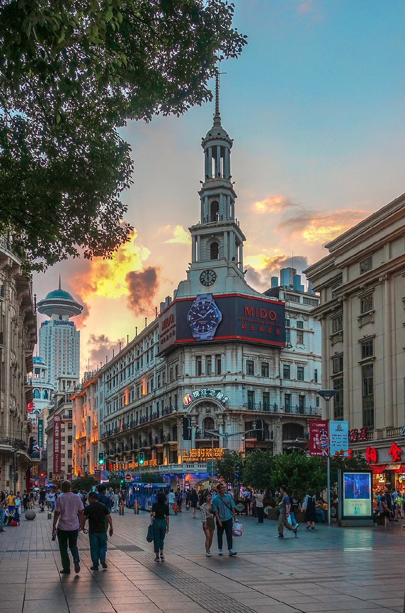 中华第一街上海南京路步行街开街20周年