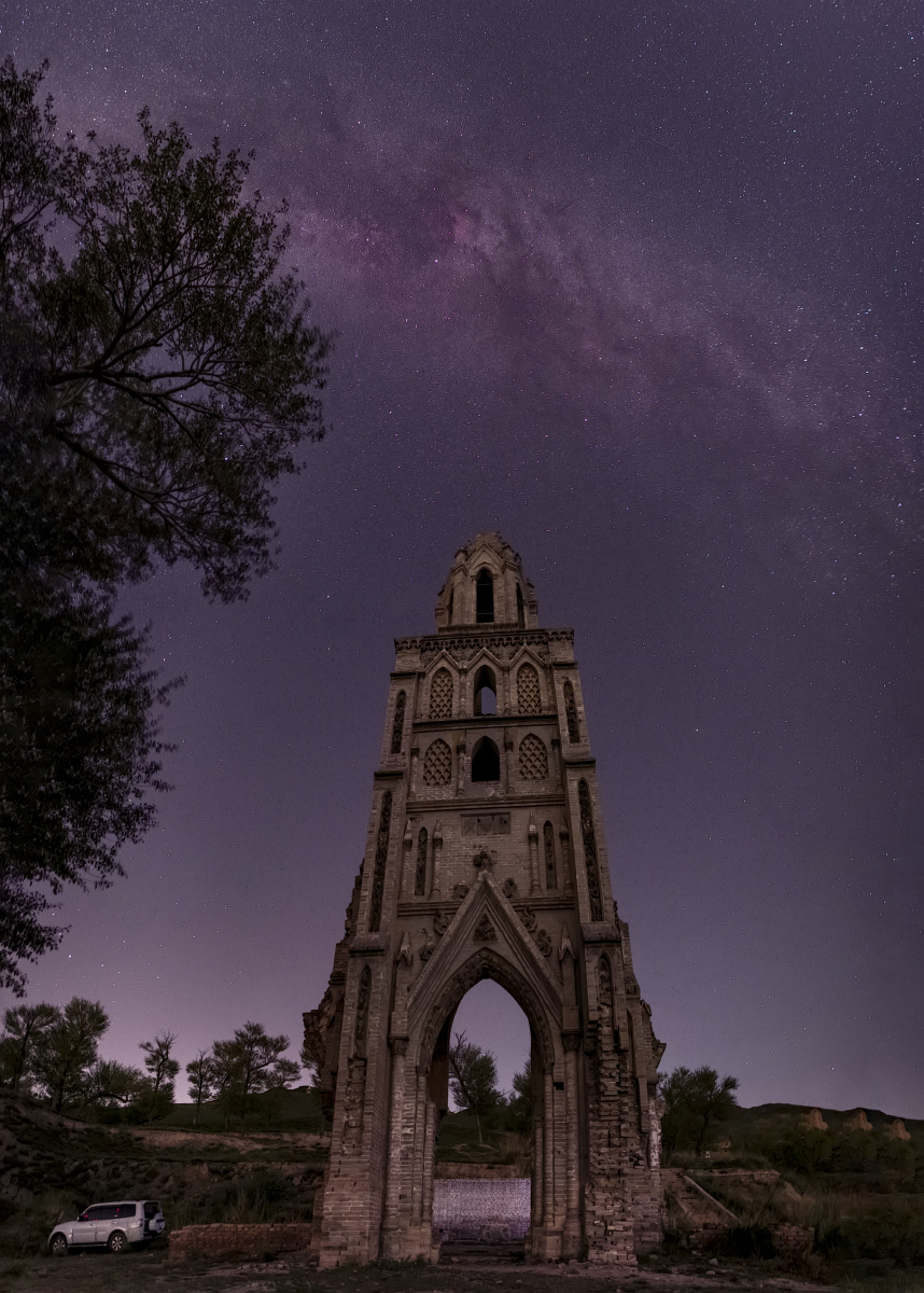 大单巴教堂的美丽夜空