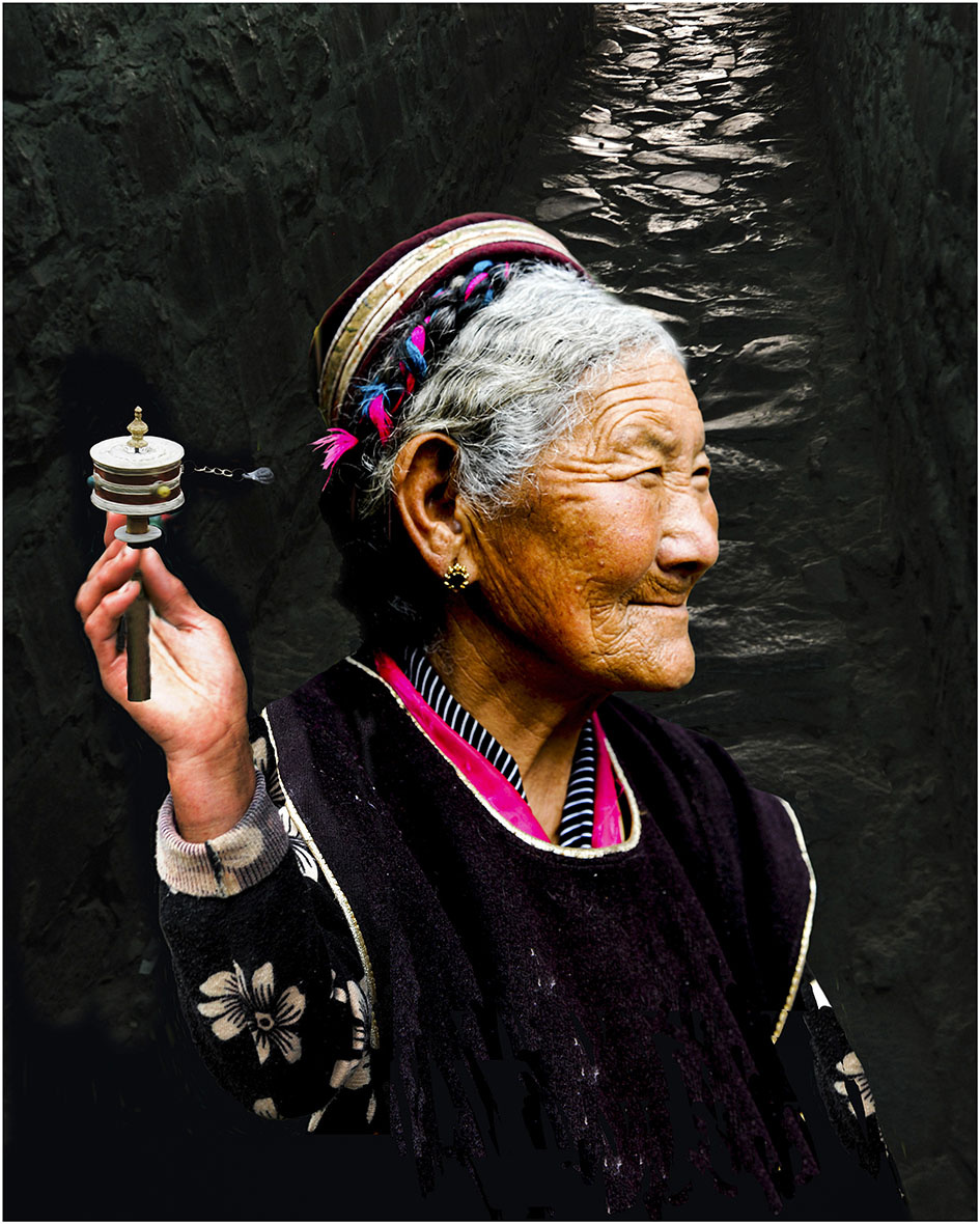 藏族老阿妈