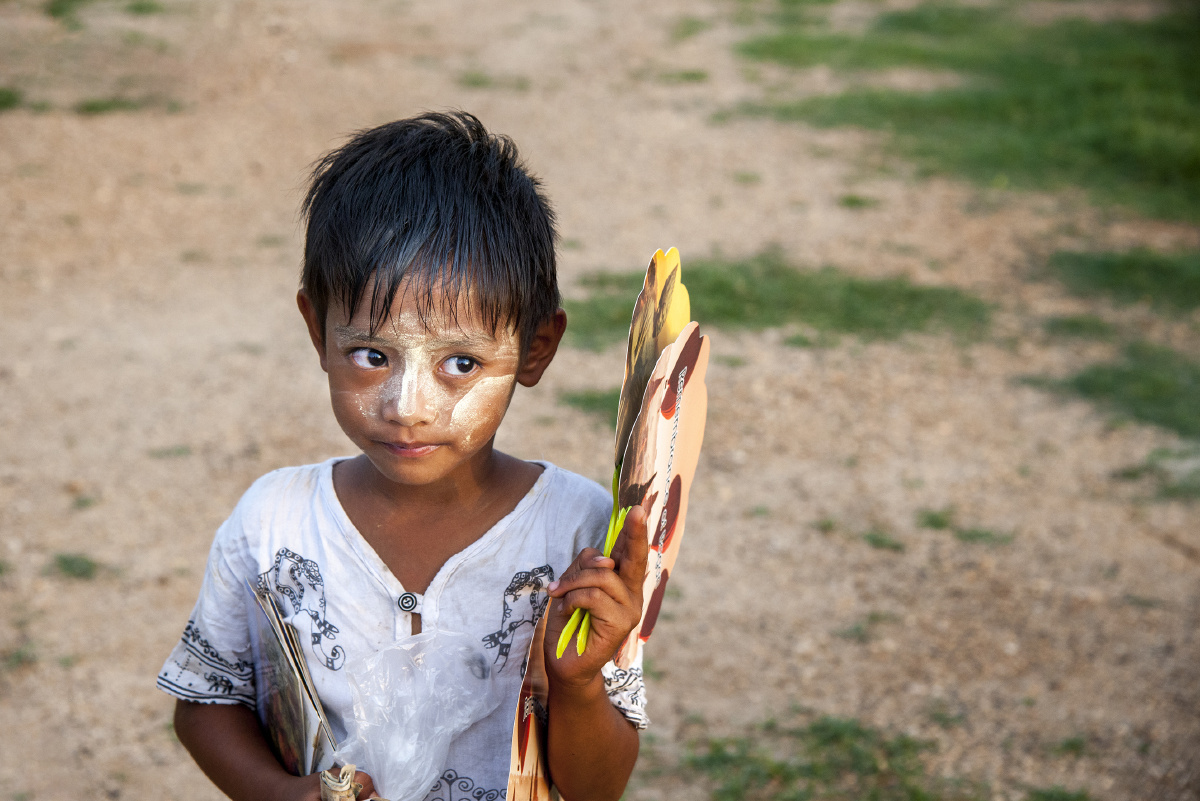眼神- 李忠民 - 图虫
