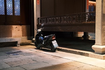 7DF700FC-59DA-450A-A195-983C5744DE85/L0/001