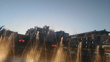 630073