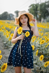 1630543