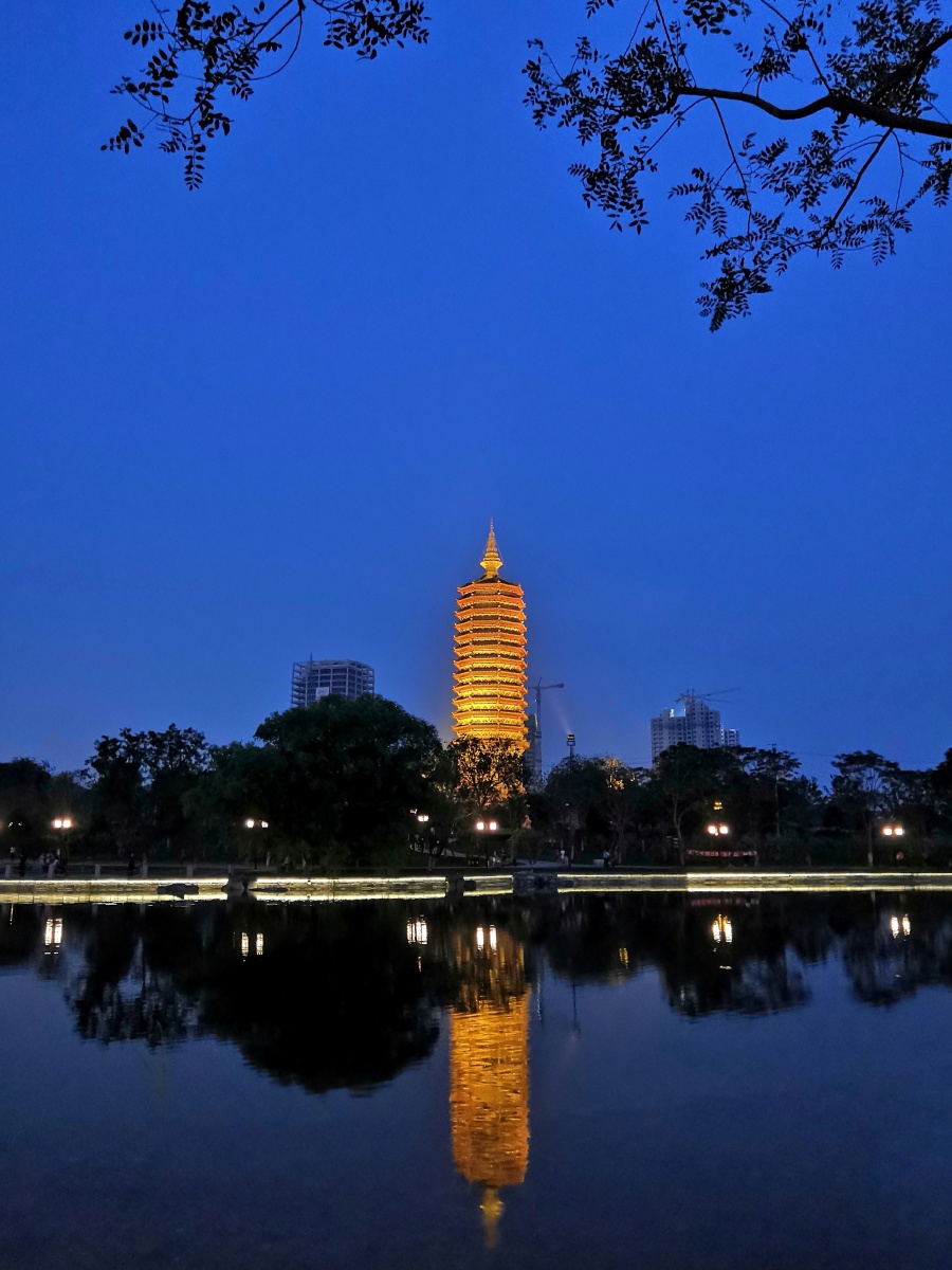 一枝塔影认通州