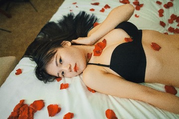 001