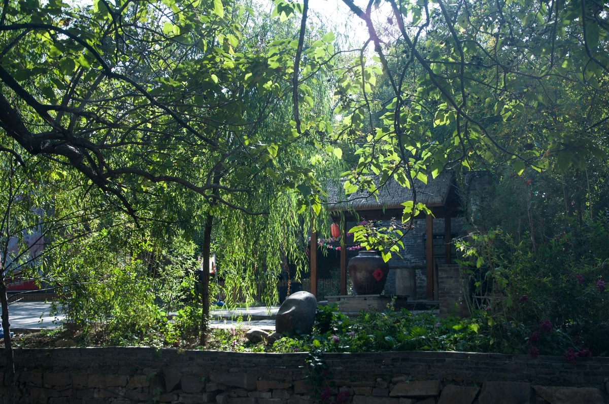 邯郸王边溪谷画家村