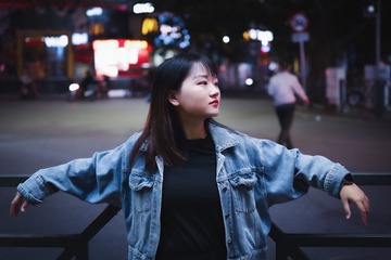 001