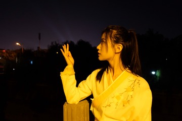 001