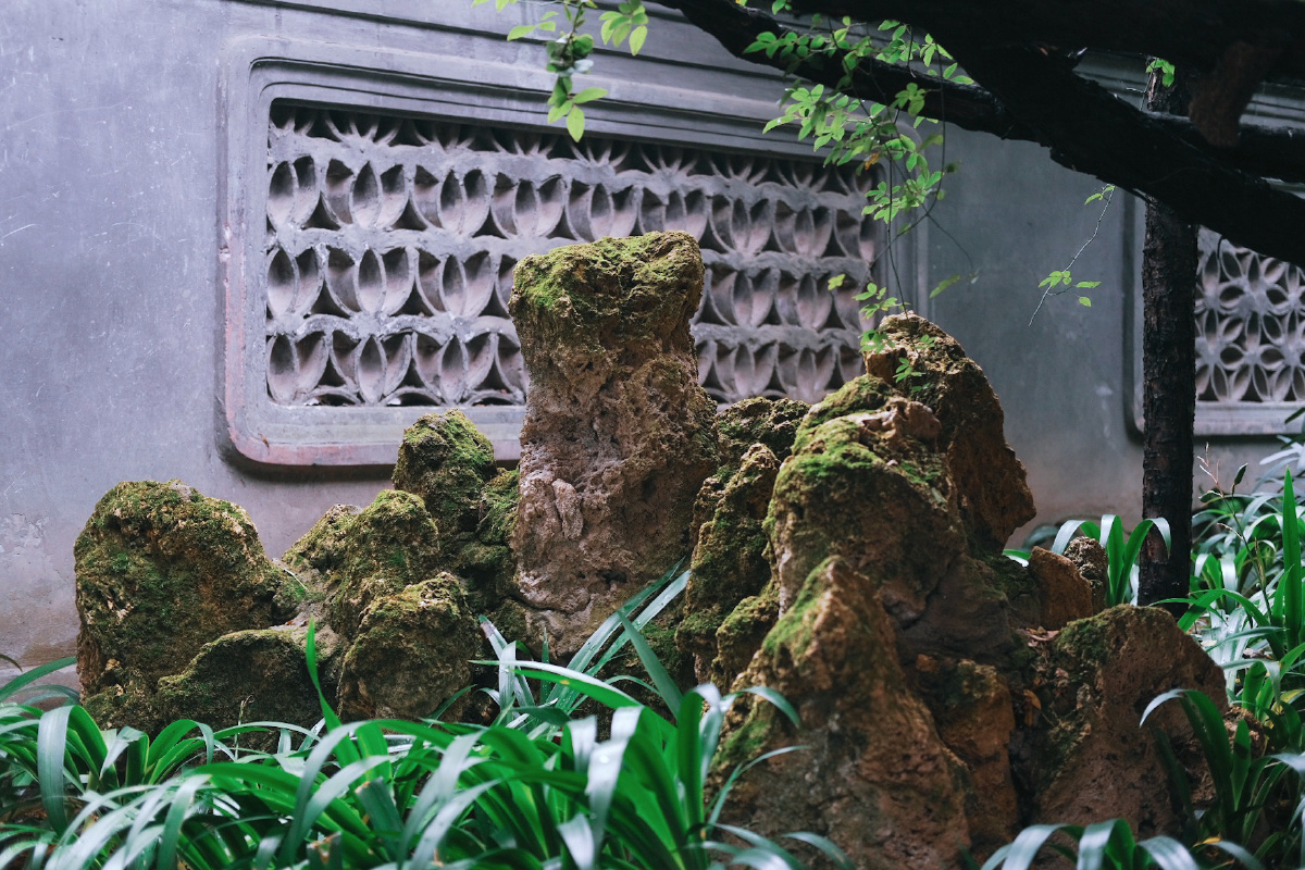 川西园林崇州罨画池假山