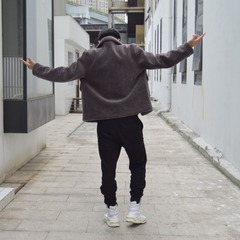 001