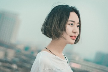 658703