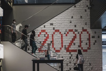 001