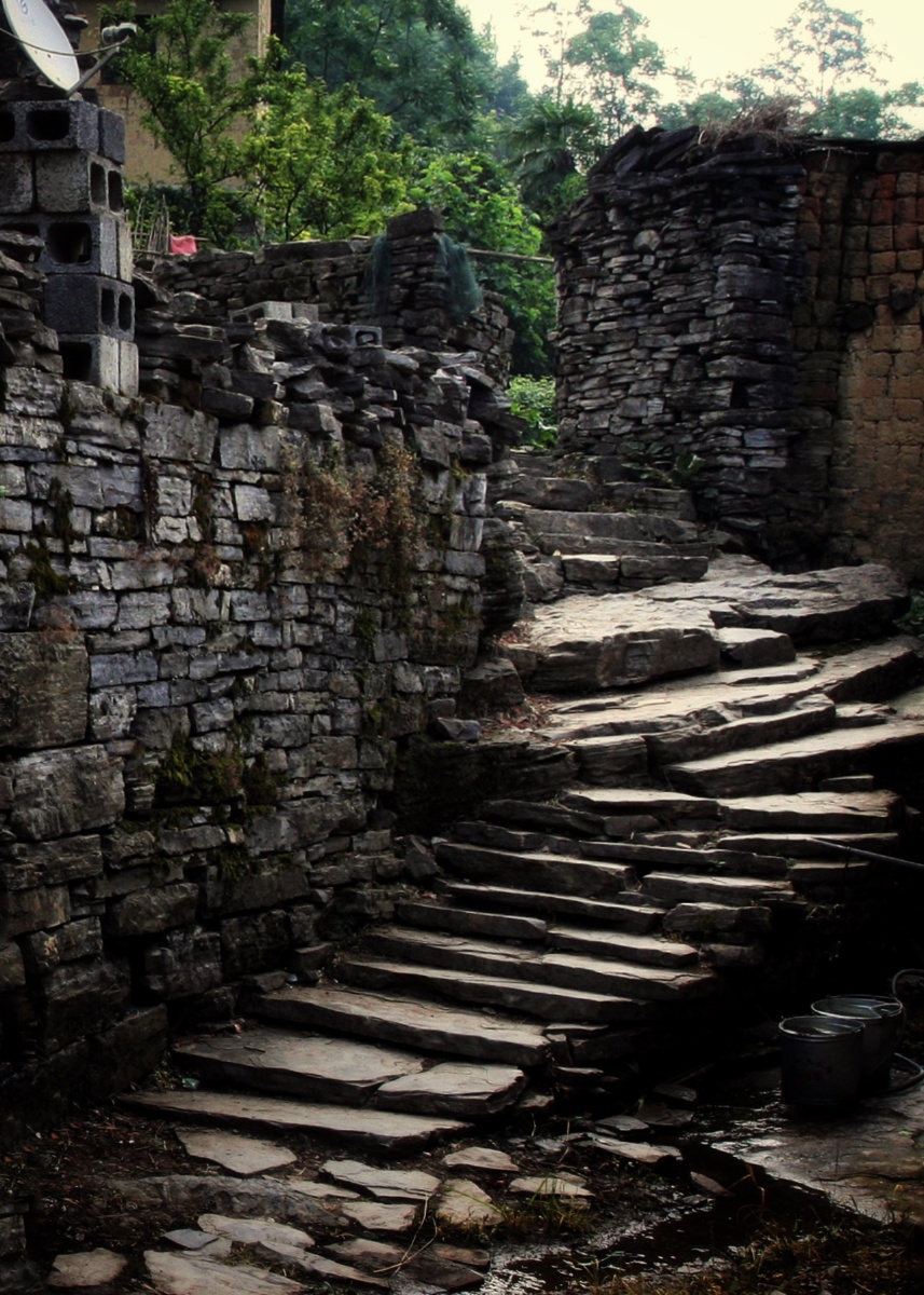 山村石阶