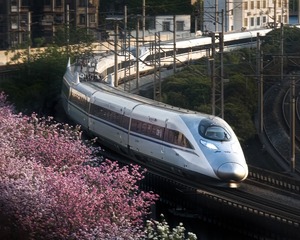 227180