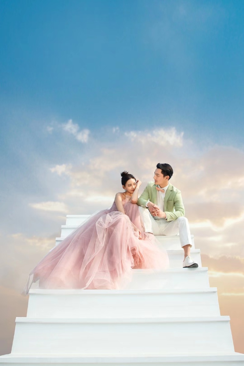 最美的爱情不求天荒和地老只愿与你相伴一生仅此而已