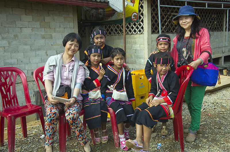 老挝"木克族"欢度节日