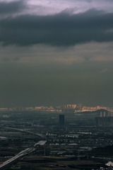 1636922