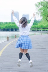 001