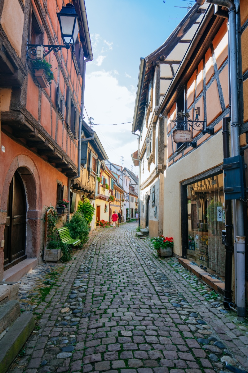 法国埃吉桑小镇法式的柔情与浪漫藏在这里的每一朵鲜花之中6767