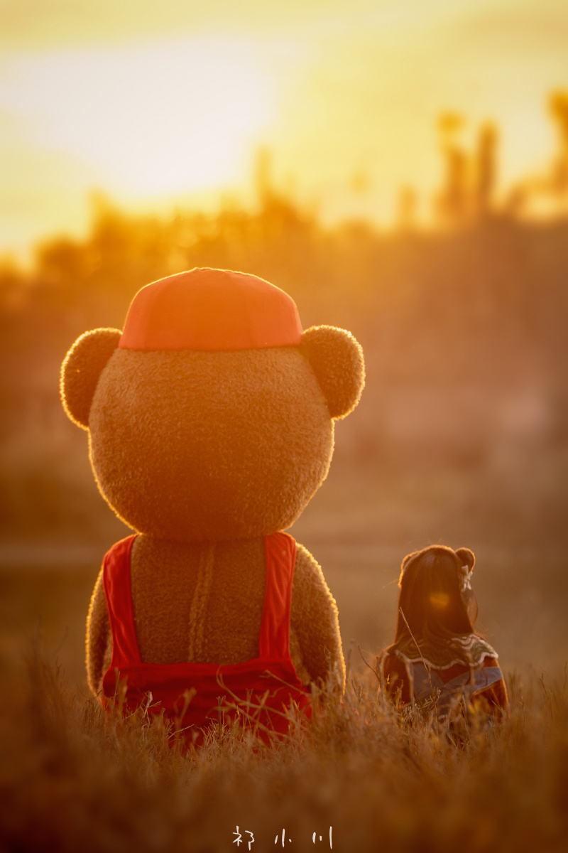 你看秋天和你一样可爱连不小心打声喷嚏都是爱秋爱秋窝进熊爸爸温暖的