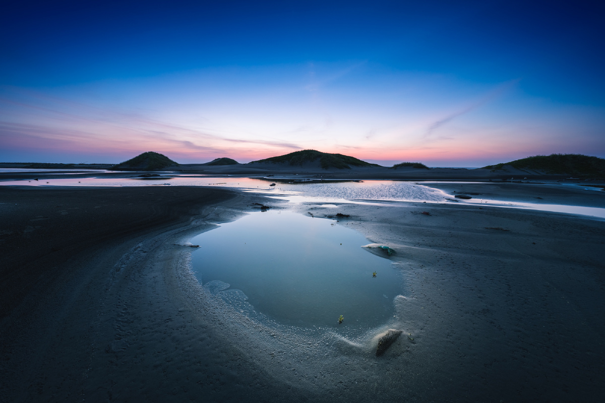 带蓝调色温的黄昏