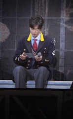 1204305