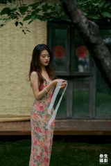 EEB689C9-A937-428E-9323-CC37EA1F56D0/L0/001