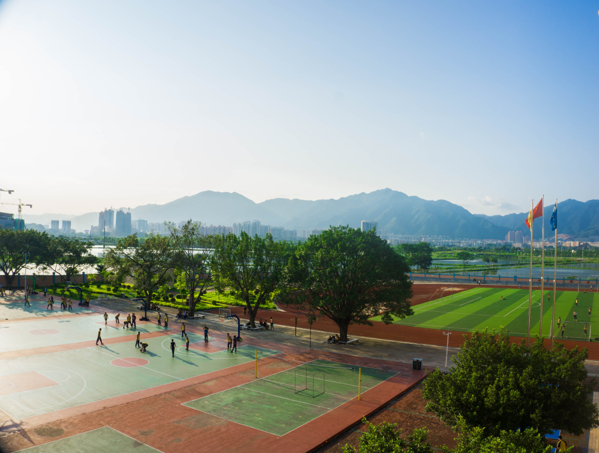 我现在所就读的学校-清远市第三中学