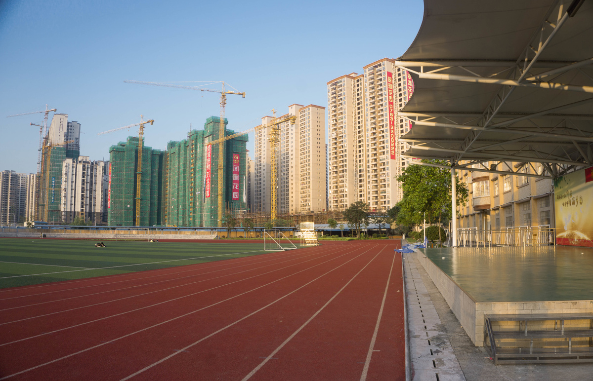 我现在所就读的学校清远市第三中学