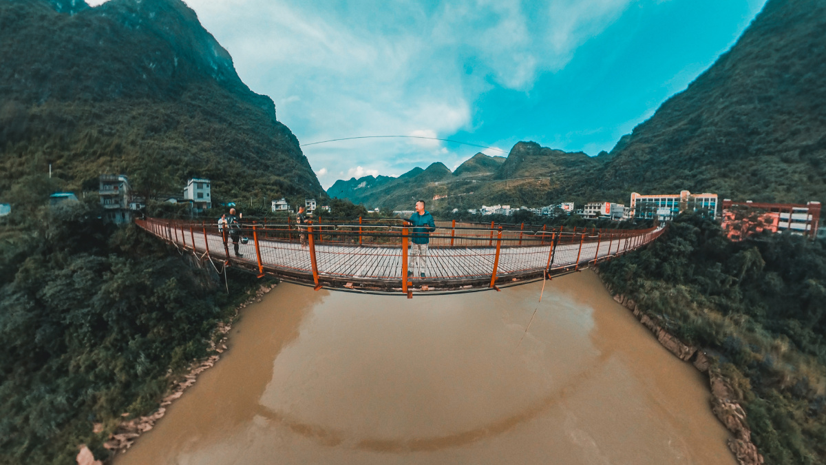 都安龙湾铁索桥都安人的骄傲