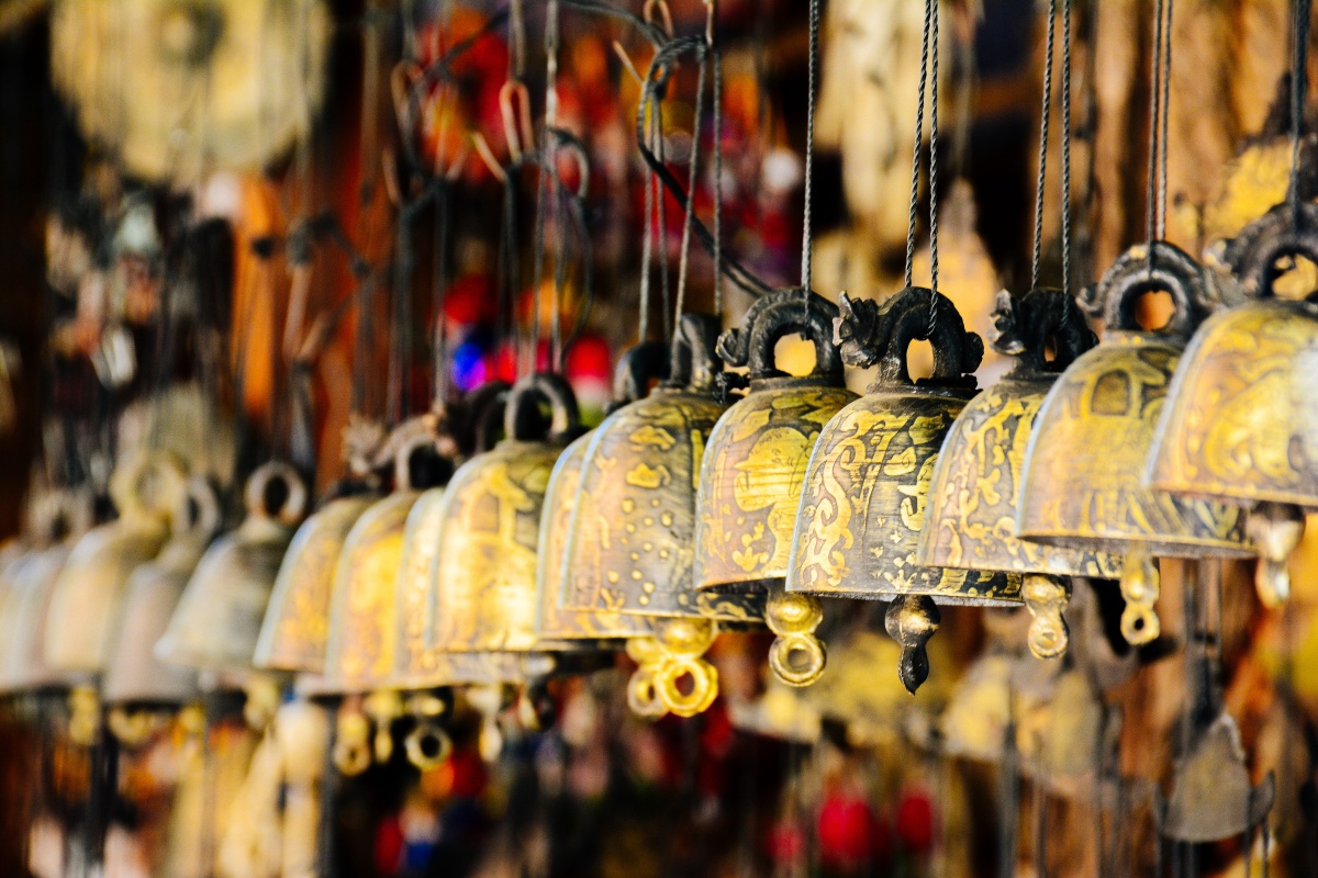 缅甸蒲甘铃铛下传来远方千古的回音