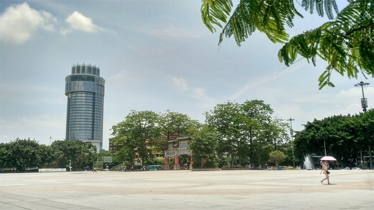 广东肇庆市牌坊广场