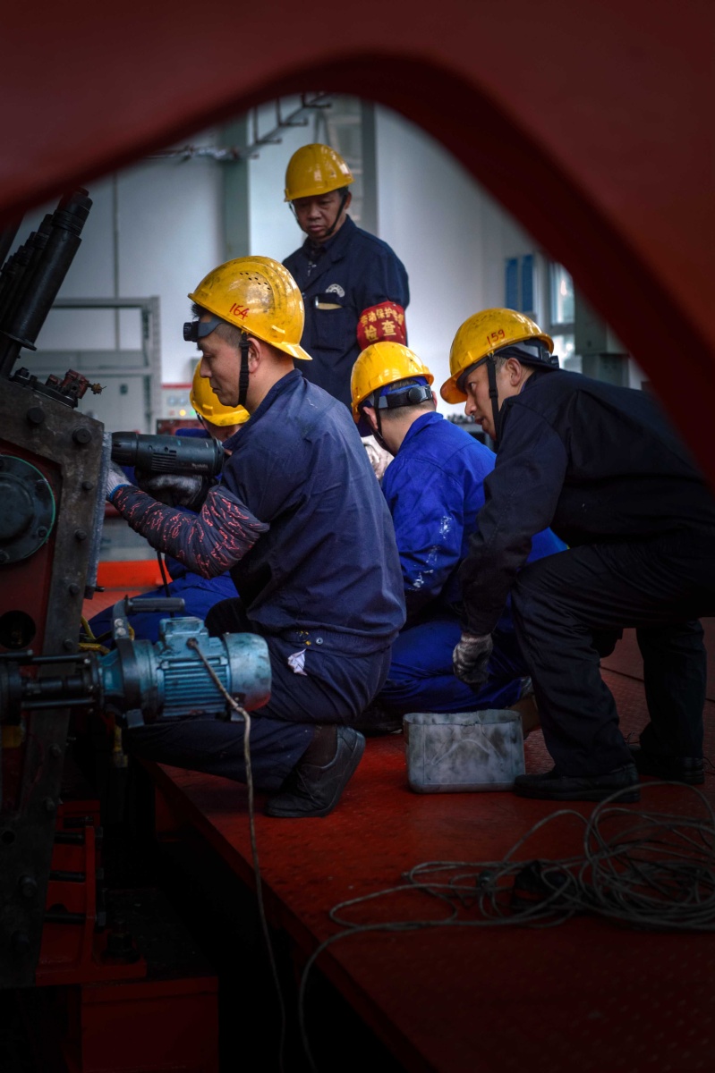 成机峨嵋车间成都机务段峨嵋内燃检修车间,负责全成都铁路局各型