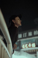 001