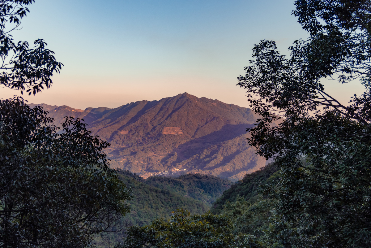 独山,在揭阳市揭西县