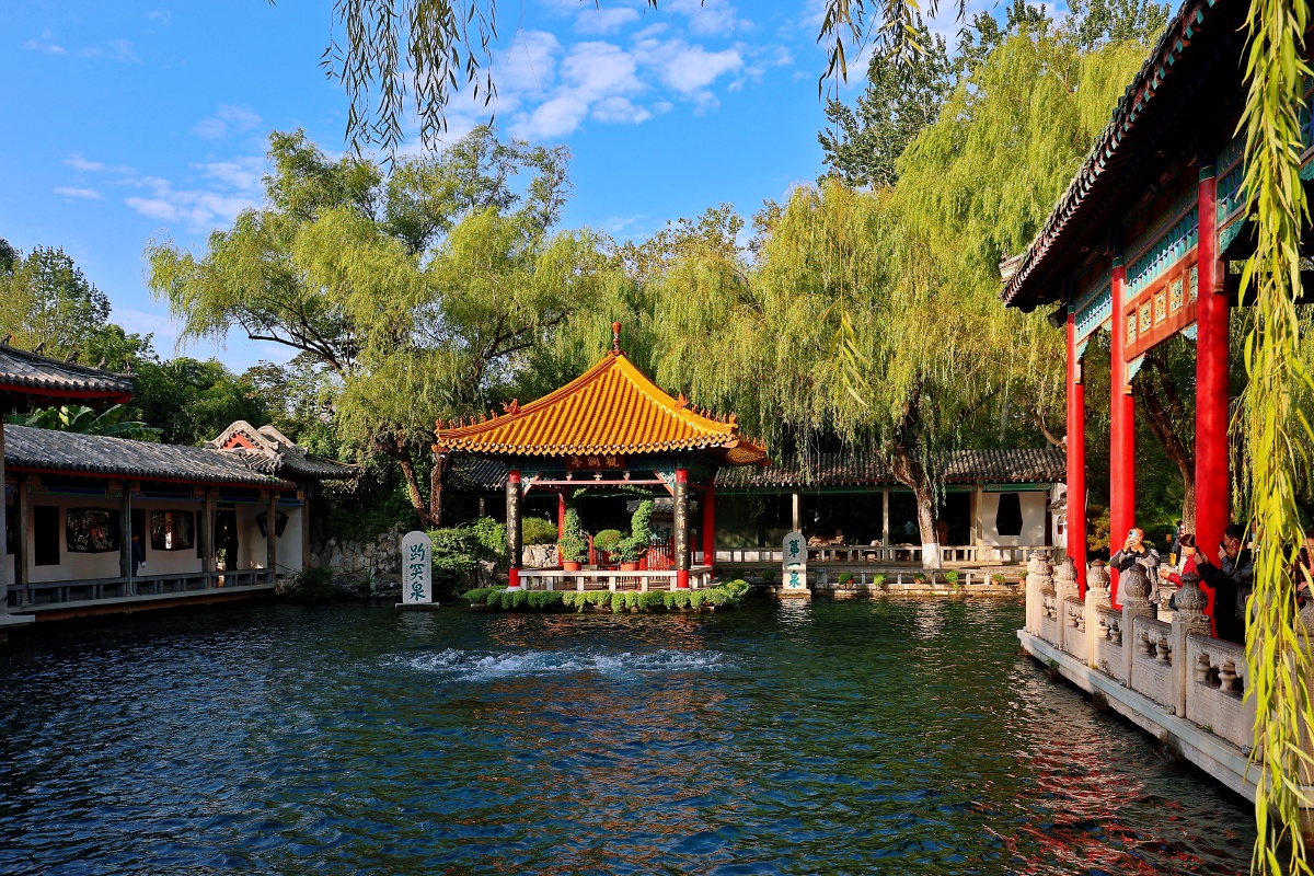 趵突泉景区