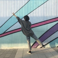 001