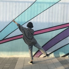 001