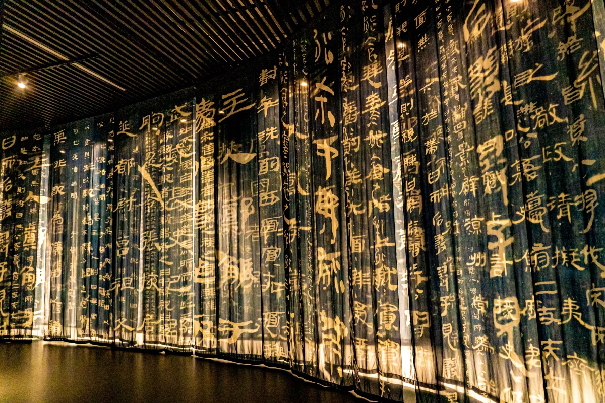 宝龙美术馆云冈石窟展 - 小可君 - 图虫