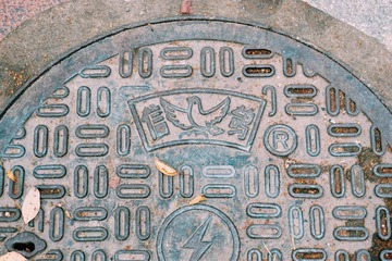001